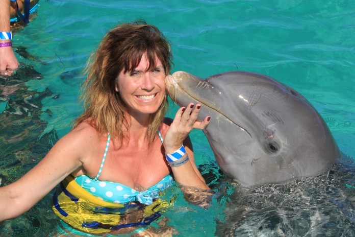 Jen with Dolphin